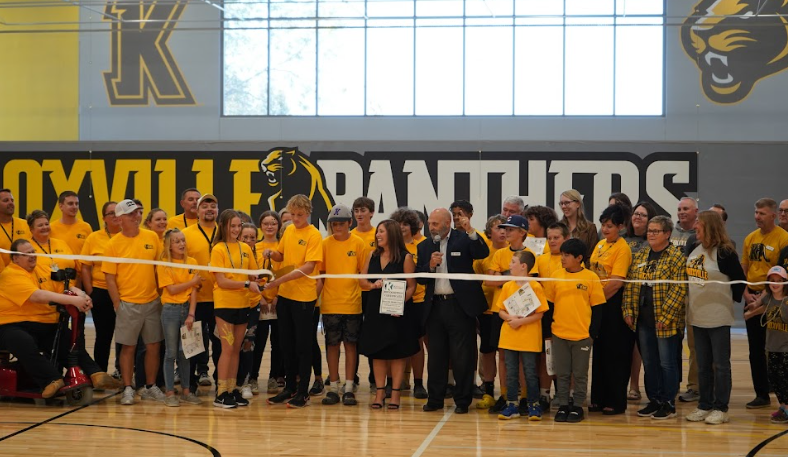 Knoxville Middle School Ribbon Cutting 
